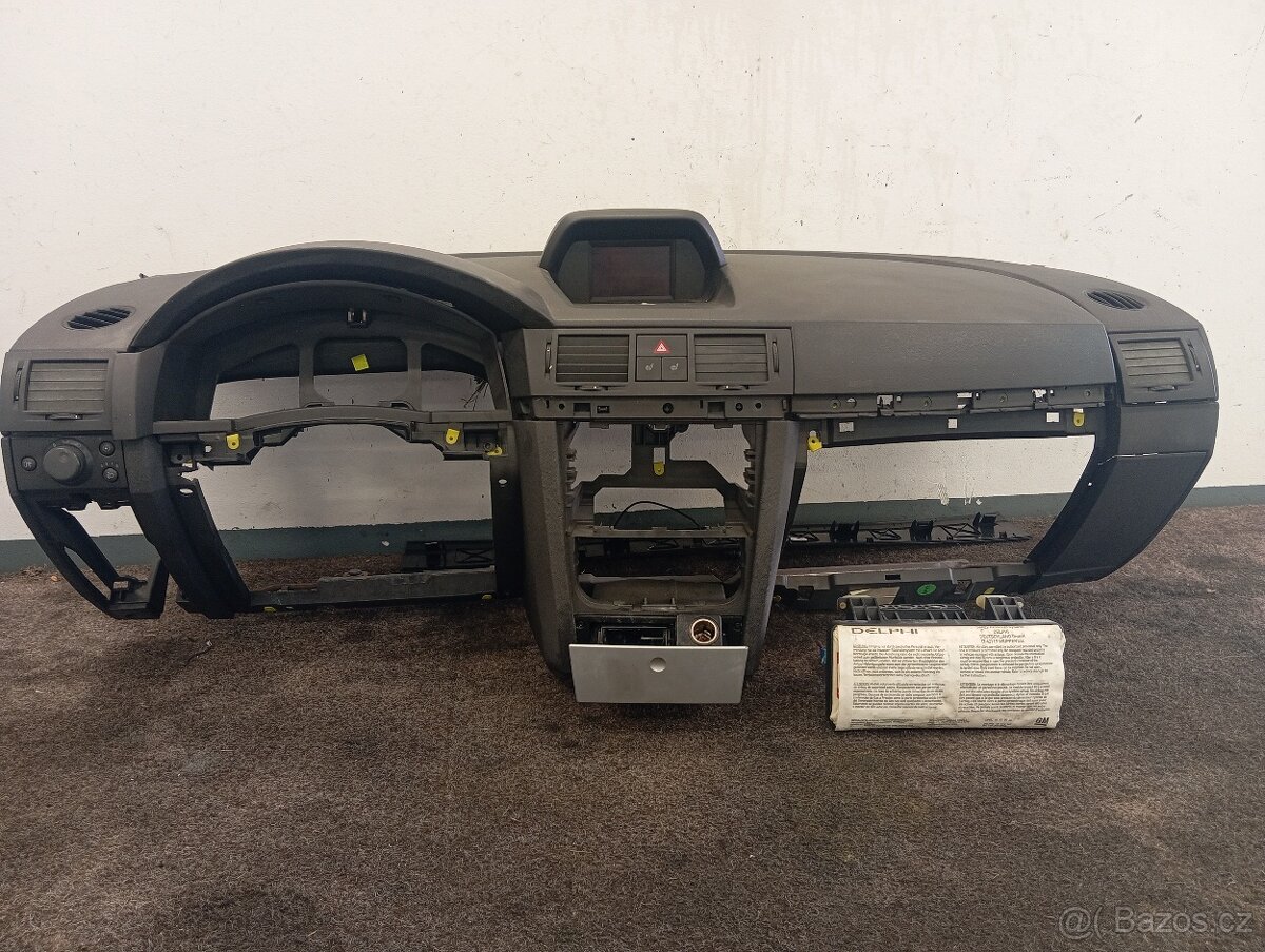 Palubní deska Opel Meriva - 6