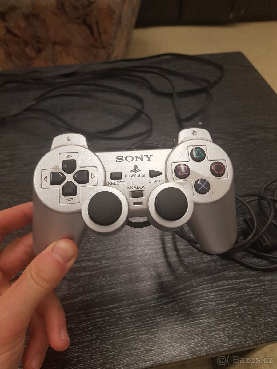 Ovladače a kabely k PS2 - 6