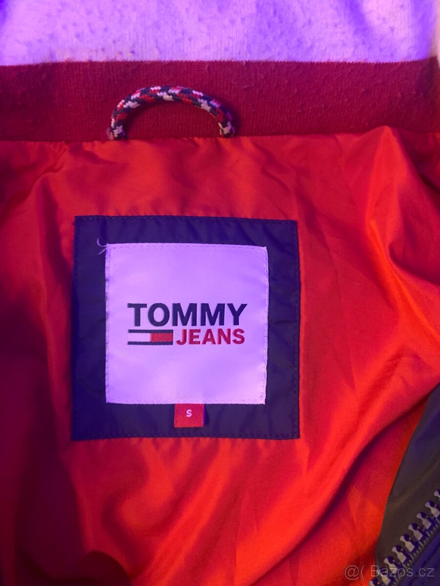 Tommy Jeans zimní bunda - 6