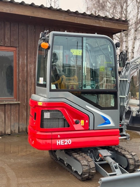 Pásový bagr Eurotrac HE20 - 6