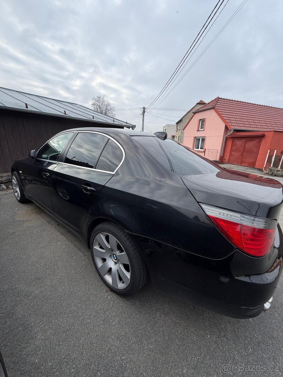 BMW E60 525xi | manuál | xDrive | NA DÍLY - 6
