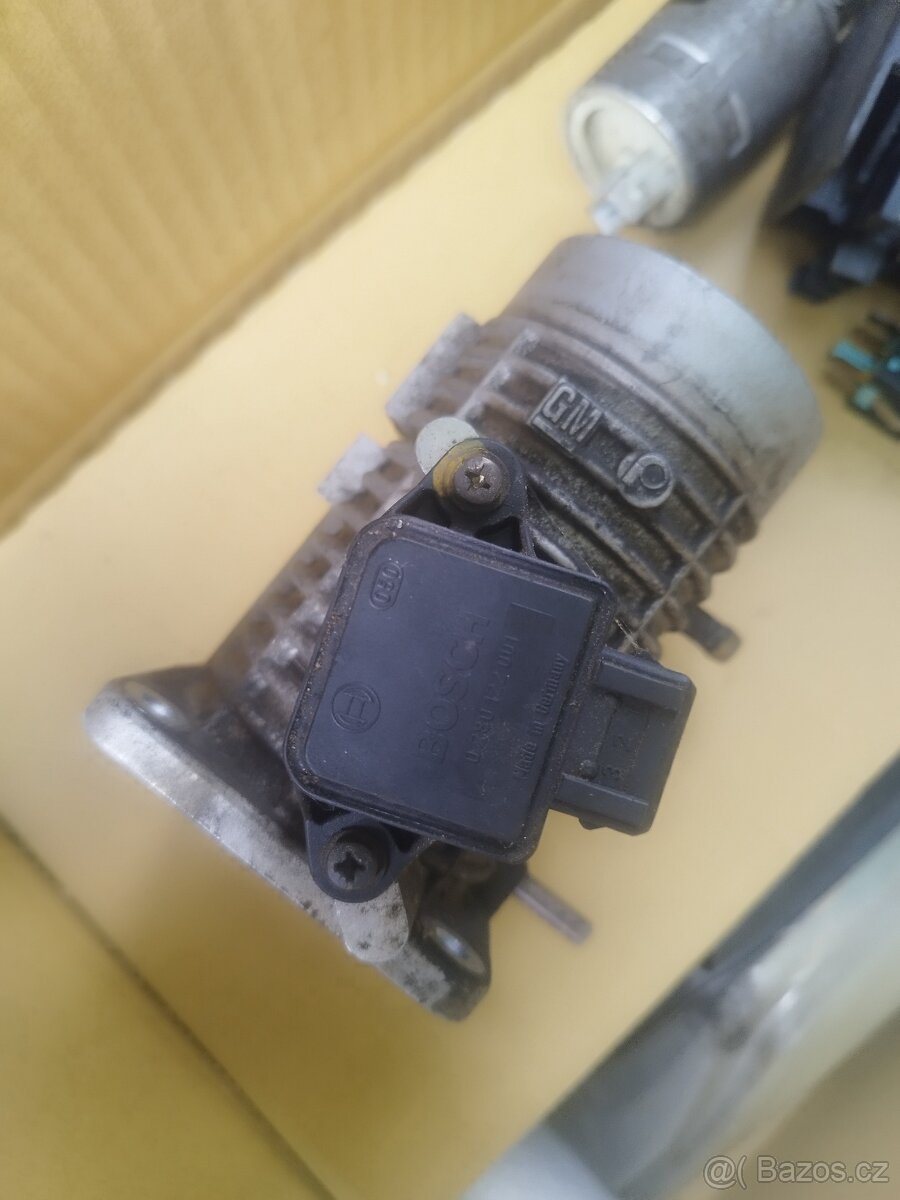 Různé díly Opel Calibra - 6