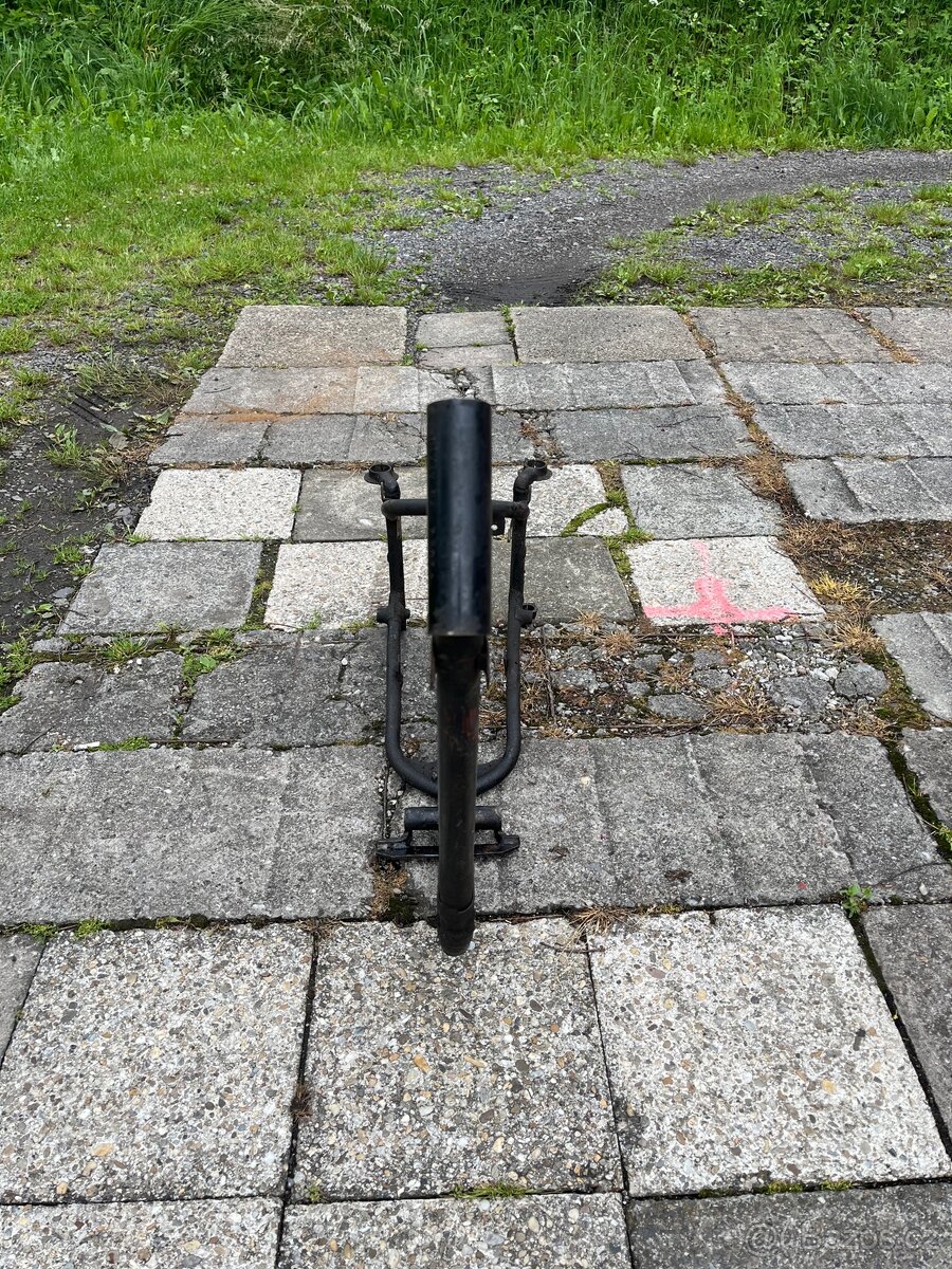 Rám motocyklu CZ 125 T B - dobová úprava - 6