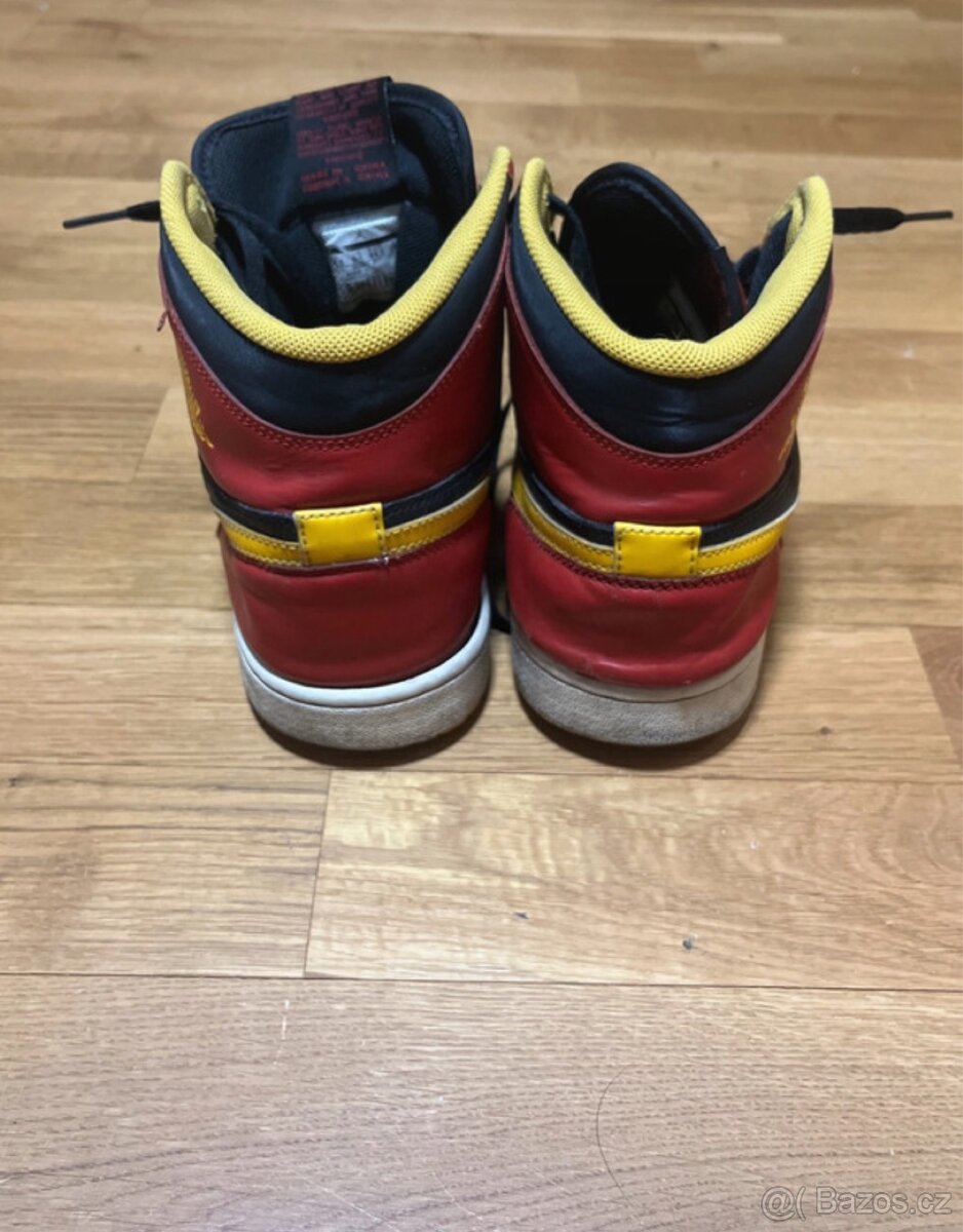 Jordan 1 - 6