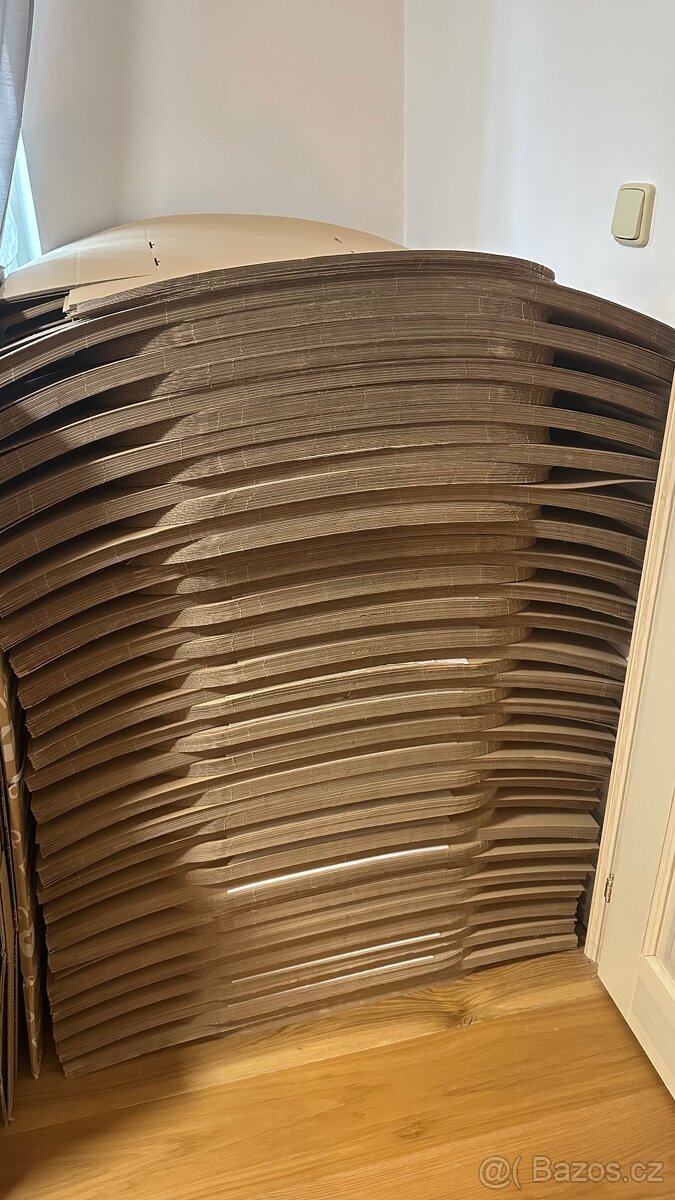 Poštovní krabice s lepícím proužkem - 6