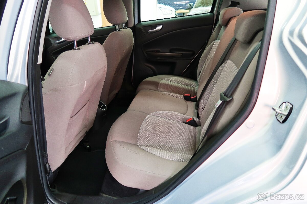 Alfa Romeo Giulietta 2.0 JTDM 129kW, A/T ZÁRUKA, TURISMO - 6