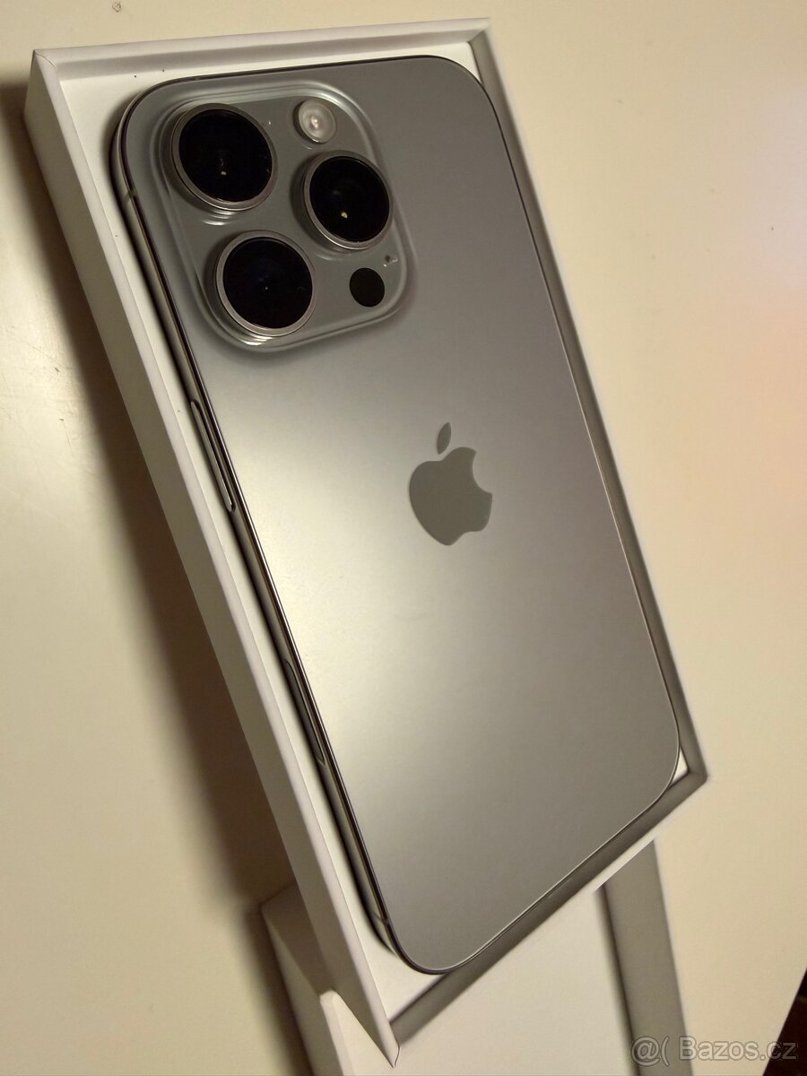Prodám IPhone 16Pro - 6