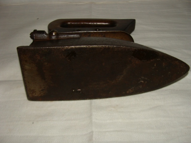 stará žehlička - 6