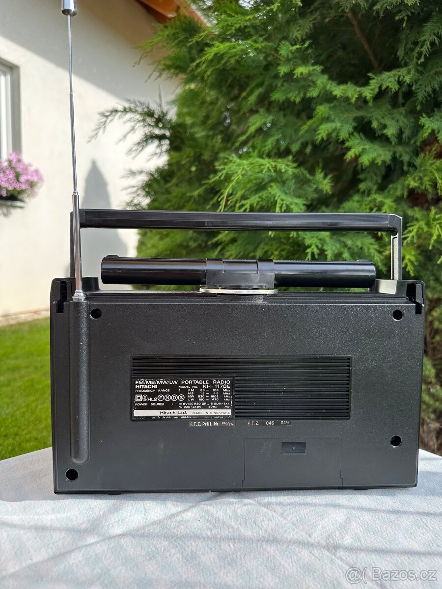 Hitachi Navigator II námořní rádio KH 1170 E rok 1977 - 6
