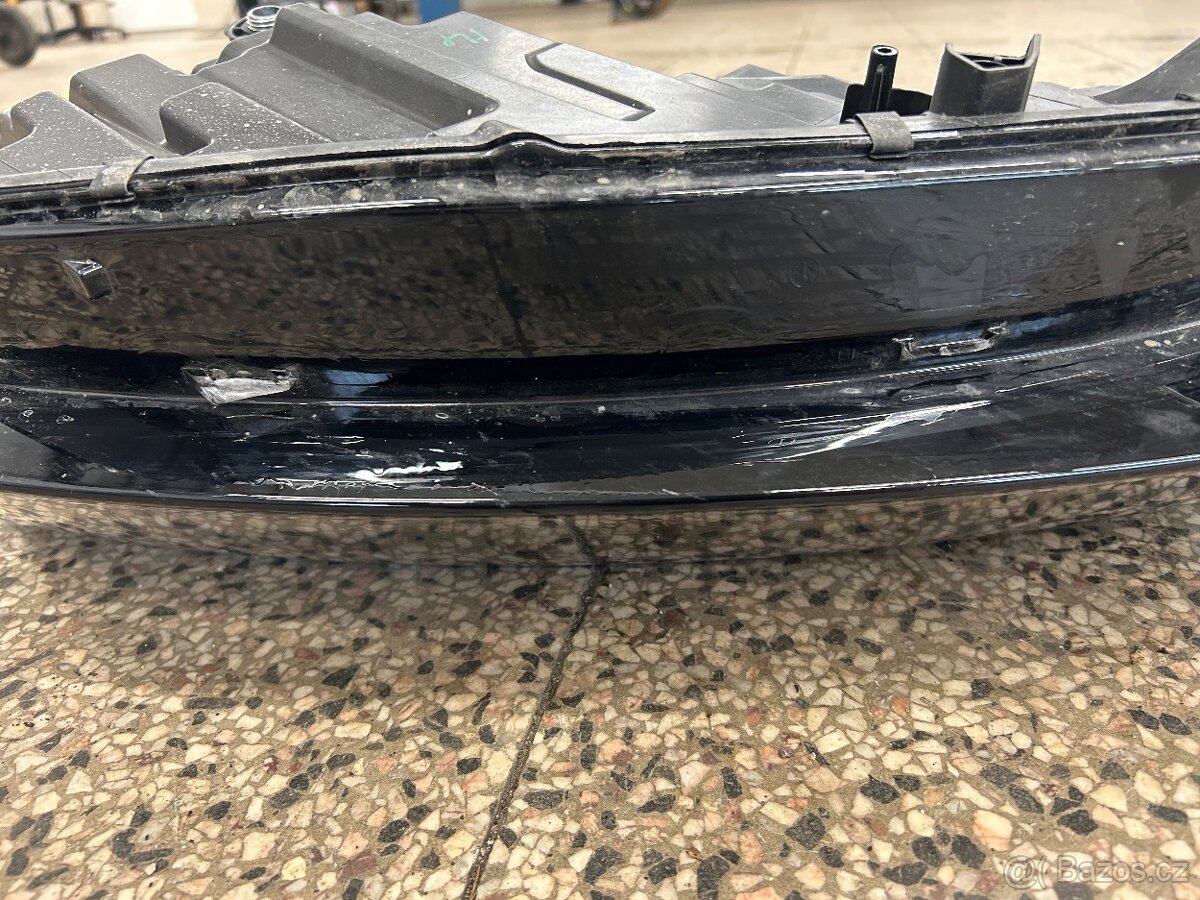 Světlo octavia IV - 6