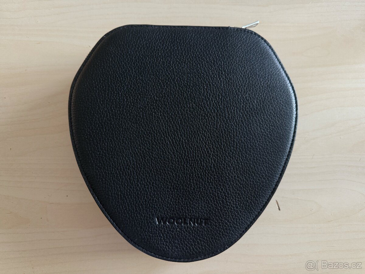 Kožené pouzdro pro AirPods Max černé Woolnut - 6