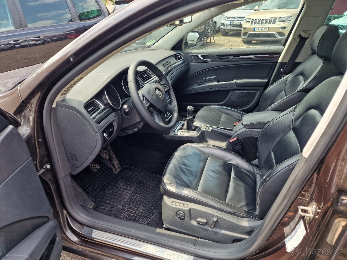 Škoda Superb 2,0TDI 125KW ELEGANCE PANORAMA - 6