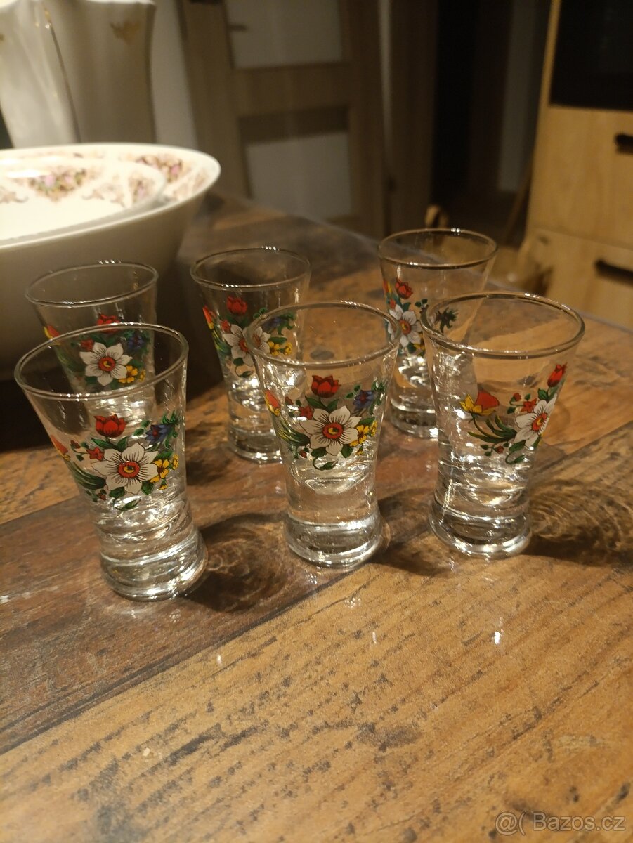 Starožitné sklo a porcelán - 6