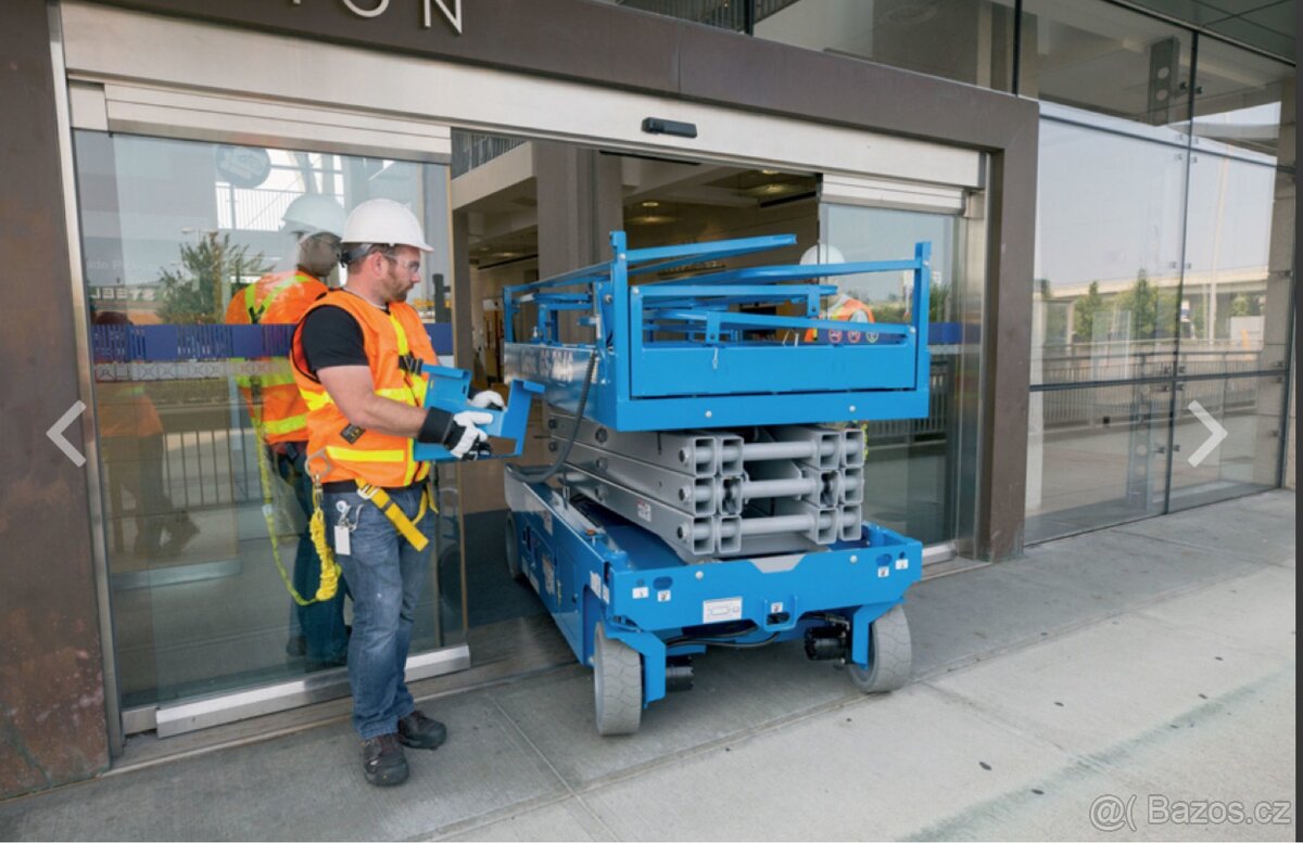 Nůžková aku plošina Genie GS 3246 nový model - 6