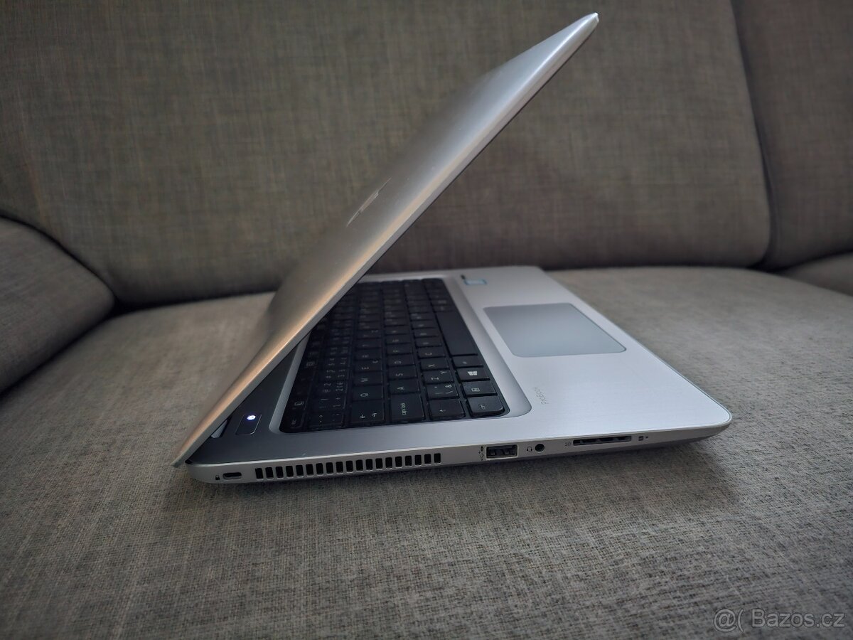 P 440 G4 - 14" FullHD, i5, SSD 256GB, 8GB RAM - 6