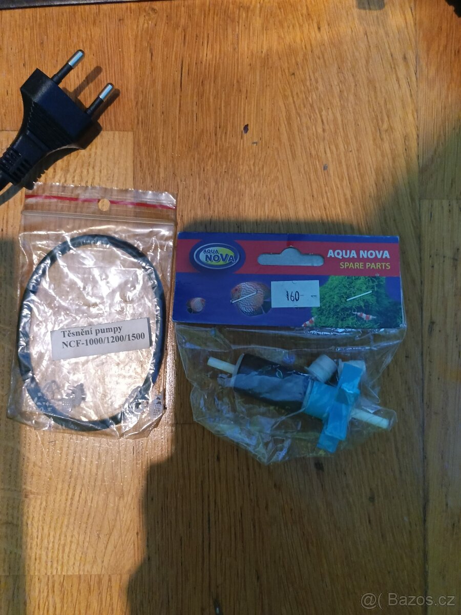 Akvárium 160l + jedno menší - 6