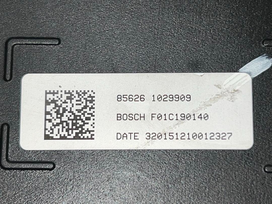 AdBlue nádrž 7P0131878 VW Touareg 7P R-Line FL r.v. 2016 - 6