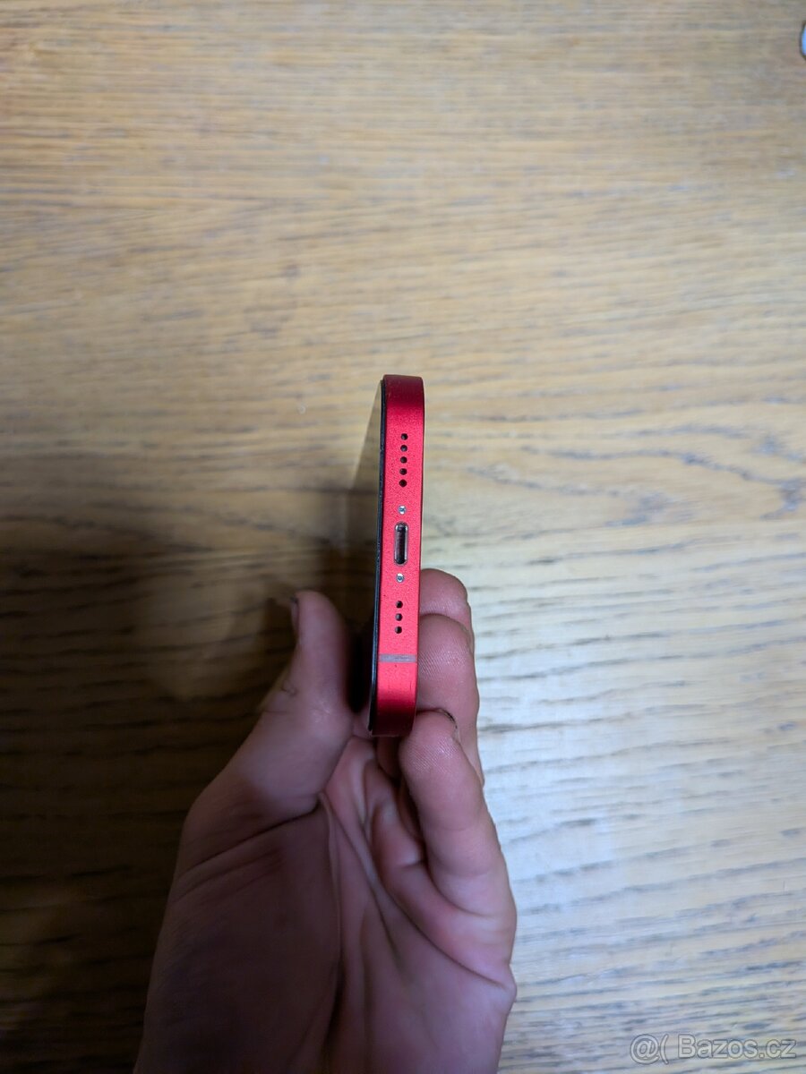 iPhone 13 Top stav - 6