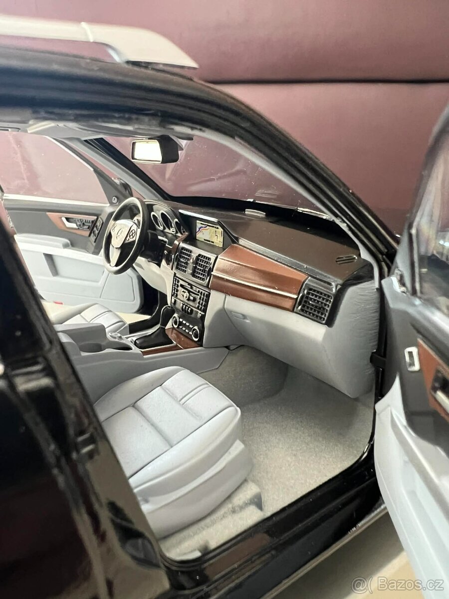 1:18 Norev, Mercedes - 6