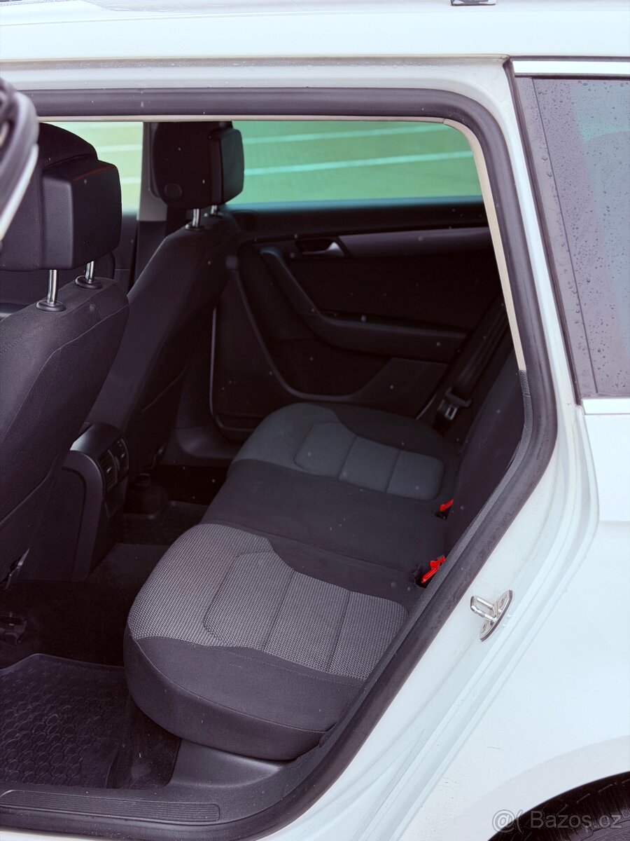 Volkswagen Passat B7 - 6