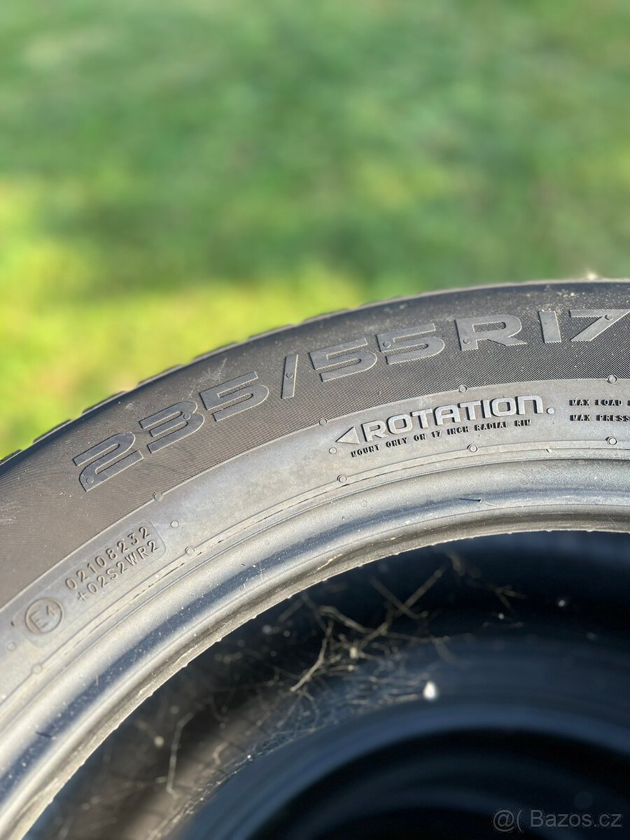 Zimní pneu Nokian Snowproof 235/55 R17 - 6