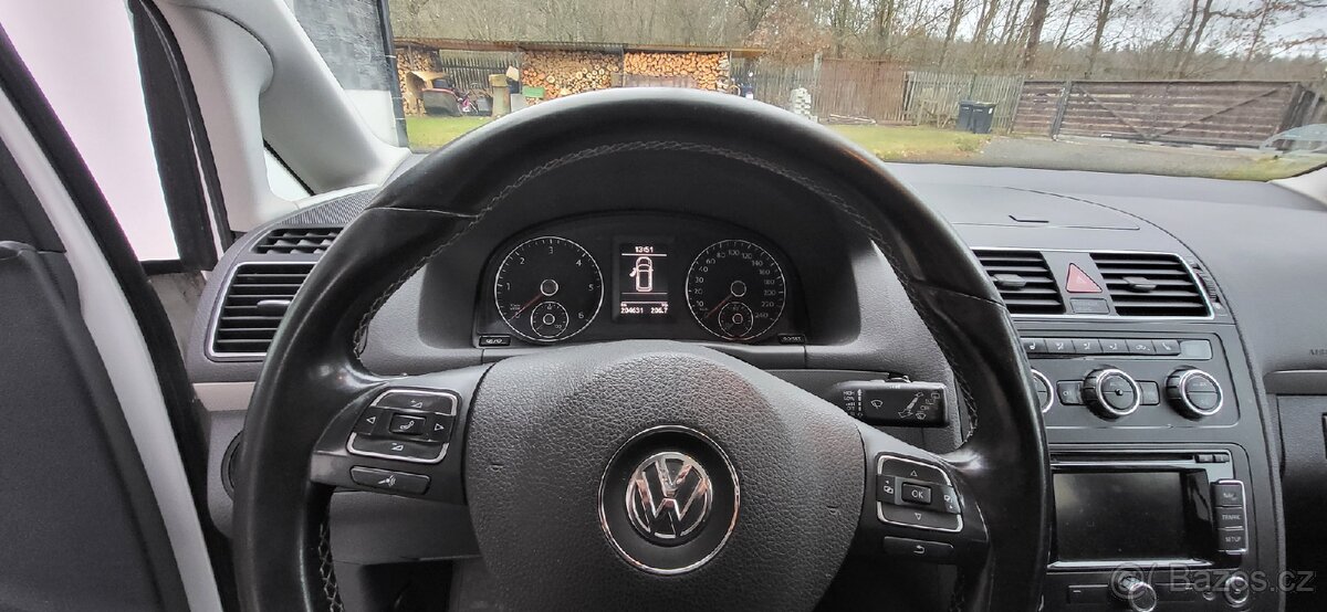 VW Touran - 6