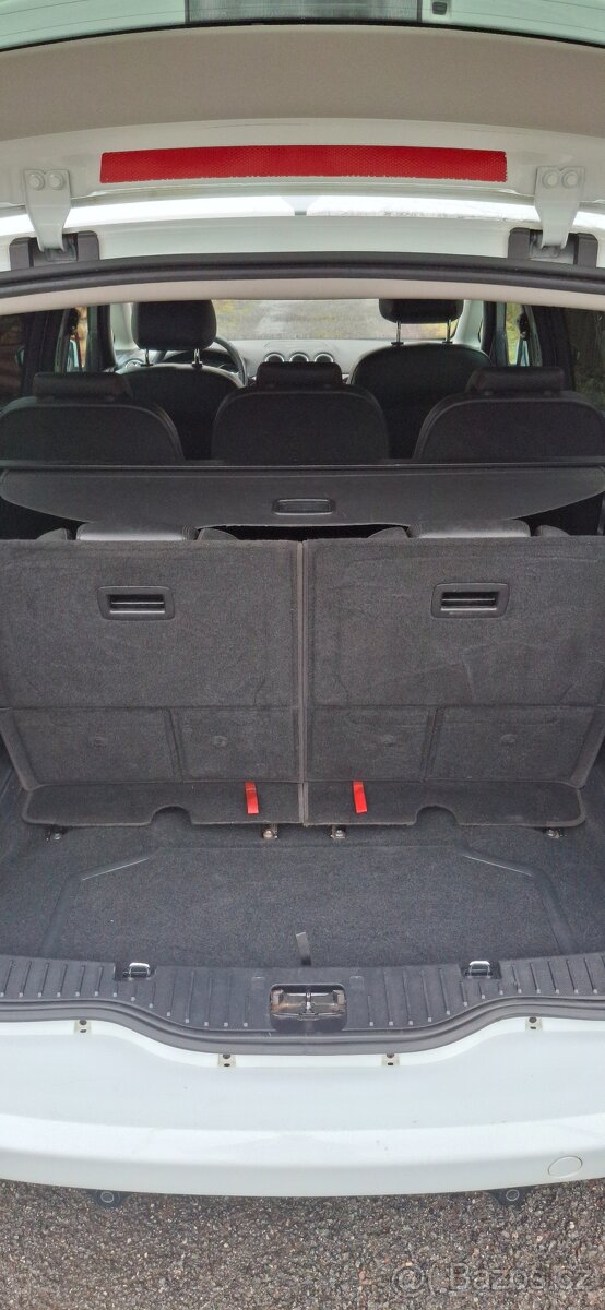 Ford S-max, 2.2 TDCI, TITANIUM S,147 KW, 7 míst - 6