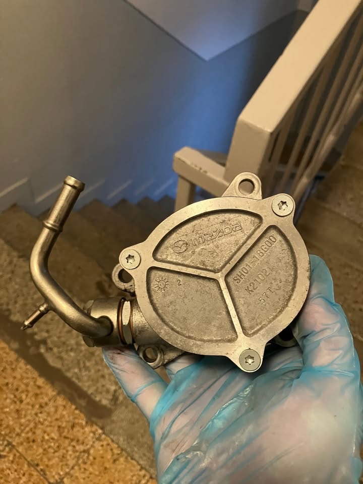 Originálne náhradné diely Mazda 2.2d - 6