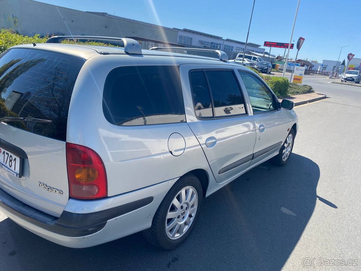 Renault Megane - 6