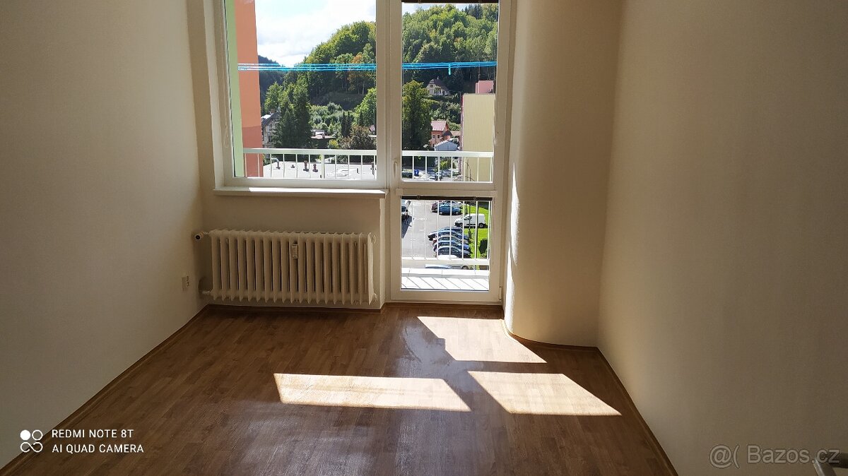 Pronájem bytu 3+1 75 m2 - Desná - 6