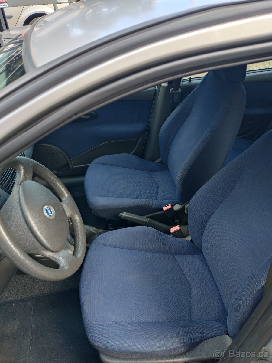 Punto 1.4 , serviska, MAX výbava, nová STK - 6