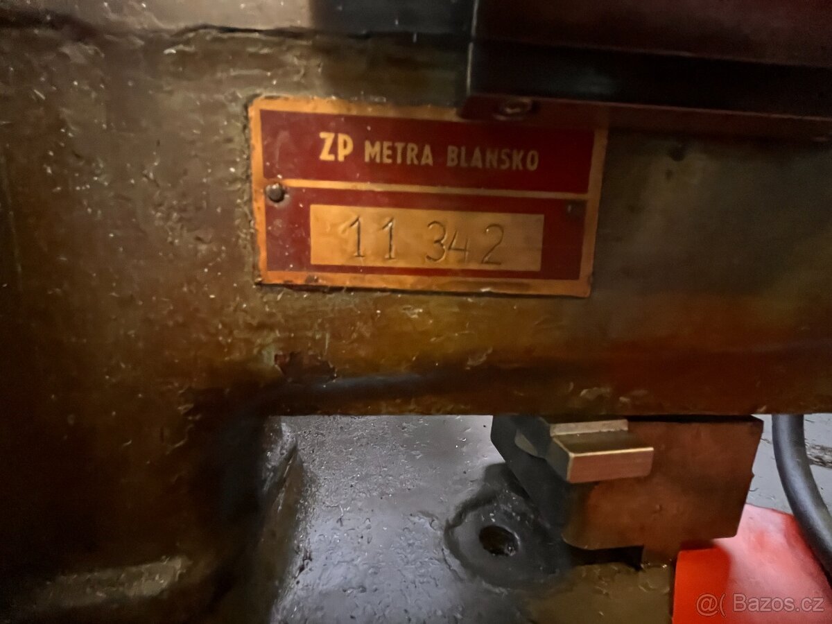 SOUSTRUH SV-81 (RM-10) - 6