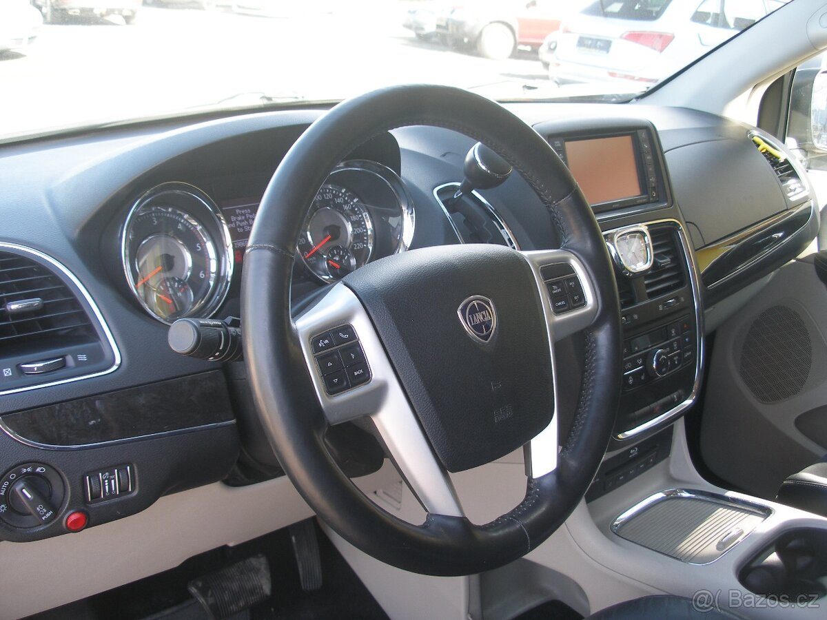 LANCIA VOYAGER ,2.8 DS,130KW,AUTOMAT, TOP VÝBAVA - 6