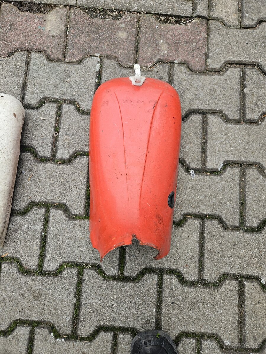 Sada červených plechů jawa 50 - 6