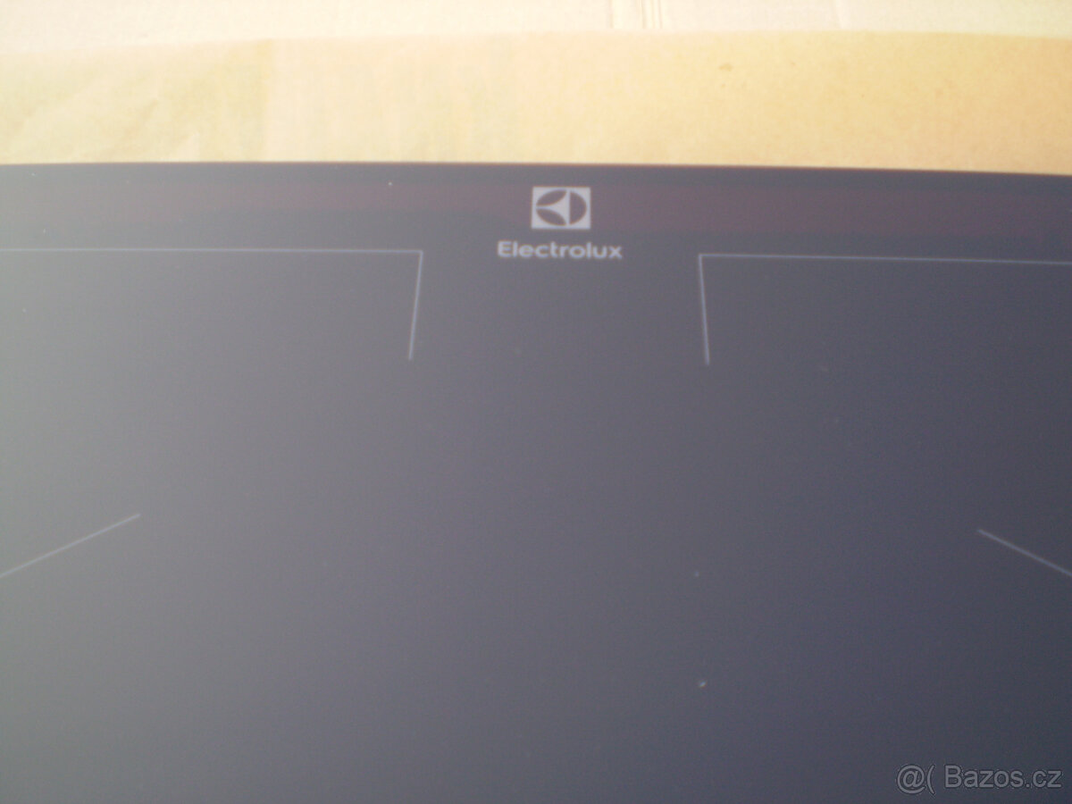 Indukční varná deska Electrolux EIV744 - 6