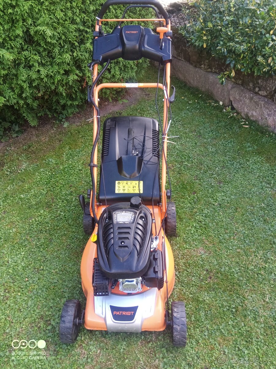 Sekačka Patriot - 6