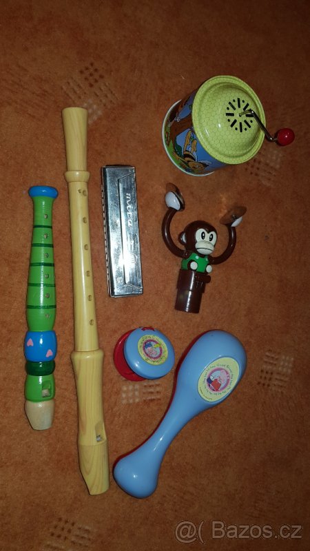 PRODAM STARSI HRACKY - 6