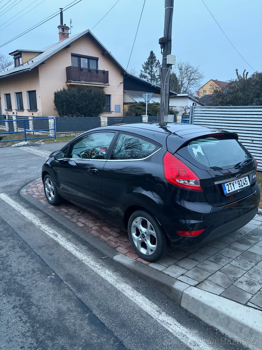 Ford Fiesta - 6