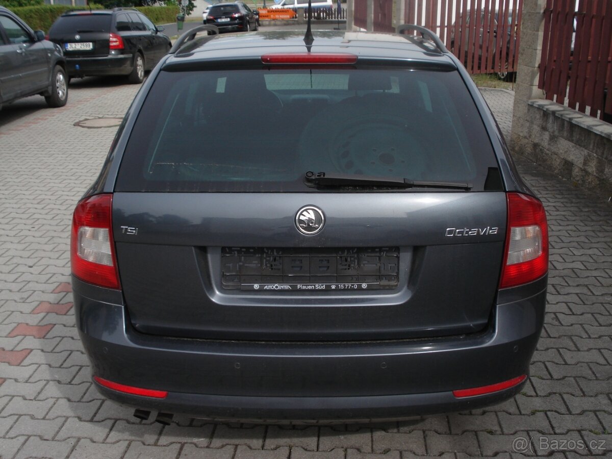 Škoda Octavia Kombi 1.4 TSI,SERVISKA,NOVÁ STK - 6