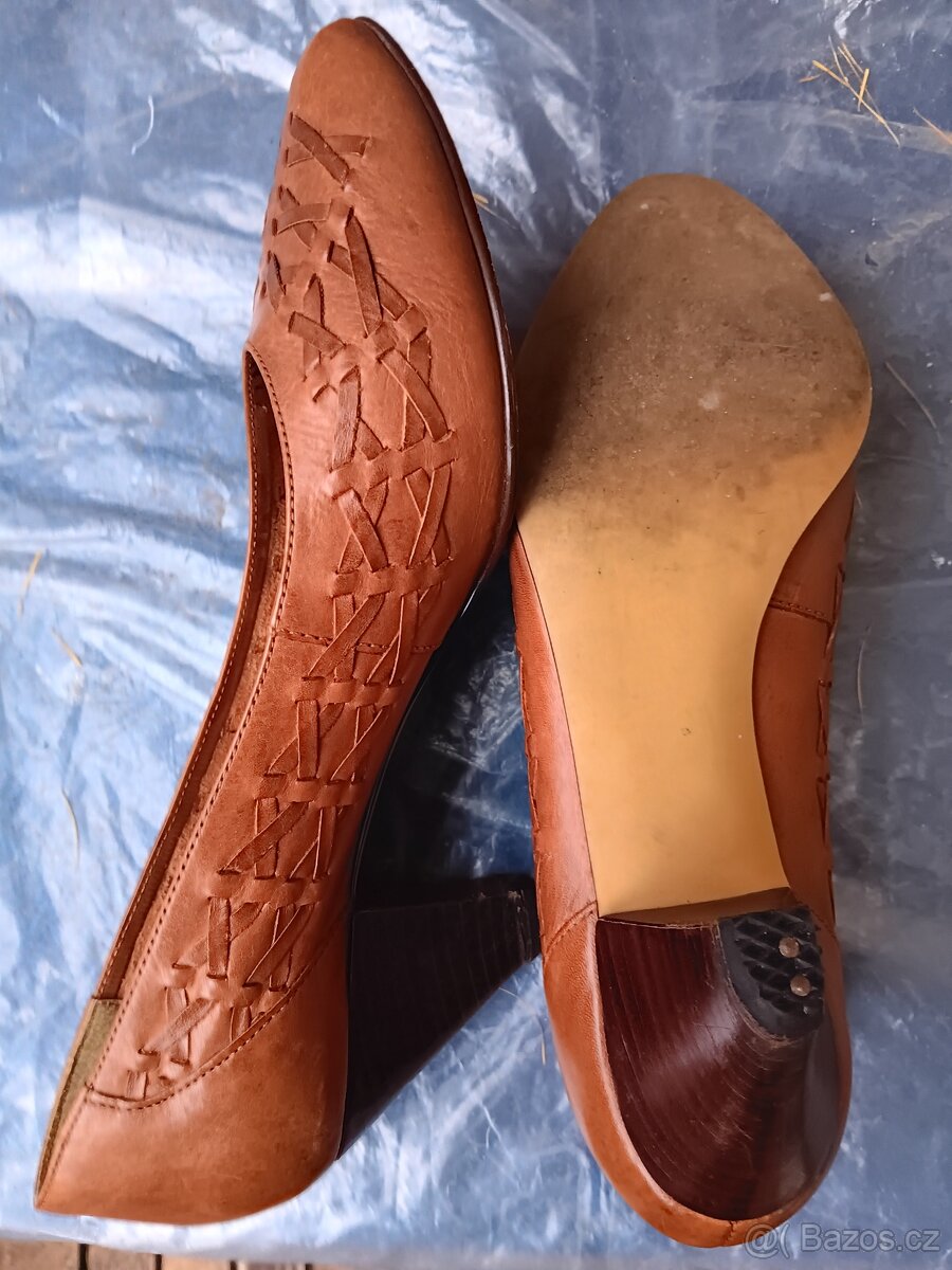 Kožené lodičky vel. 38 - 6