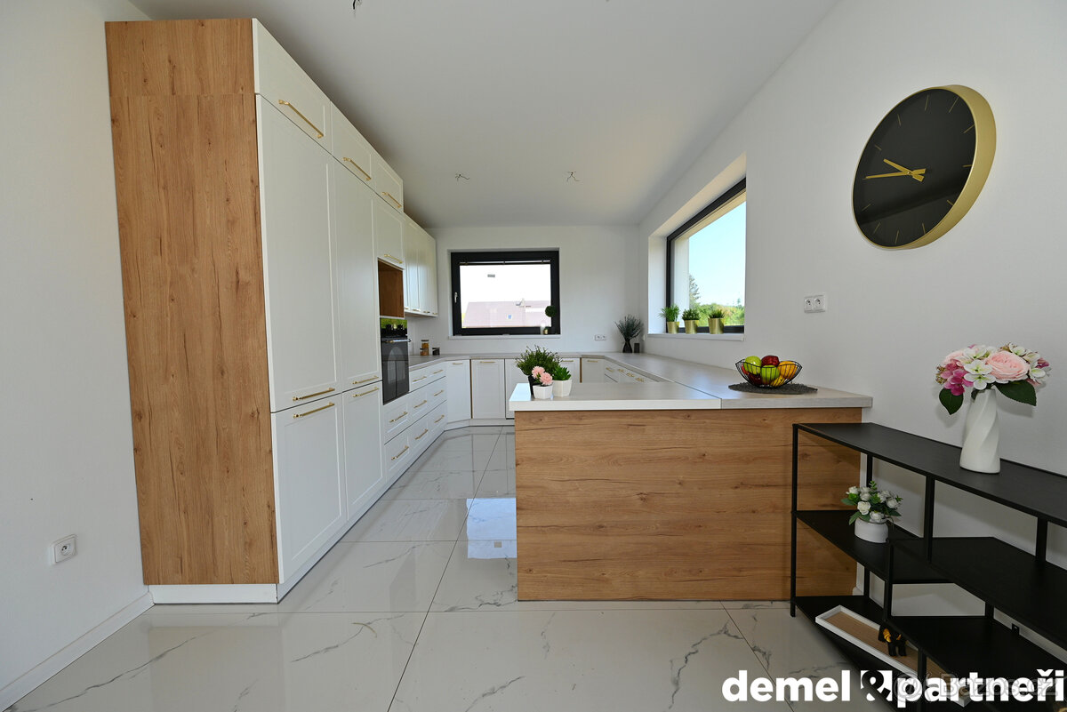 NOVOSTAVBA 4+kk V MIKULOVICÍCH - 6