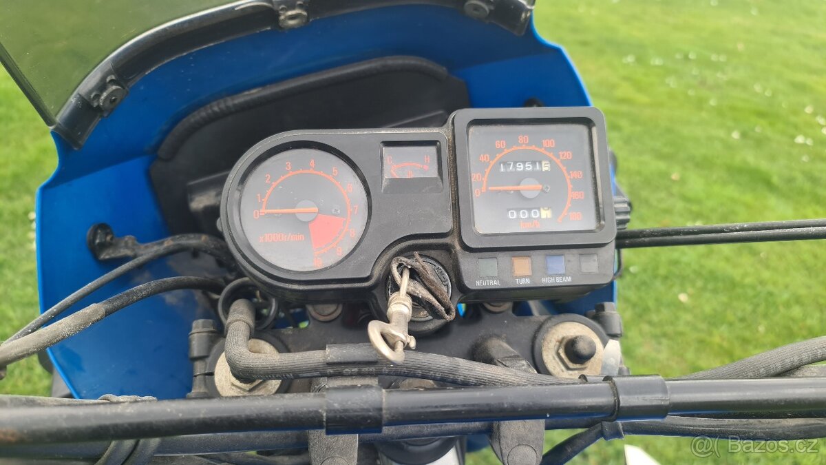 Kawasaki KLR 650 - 6