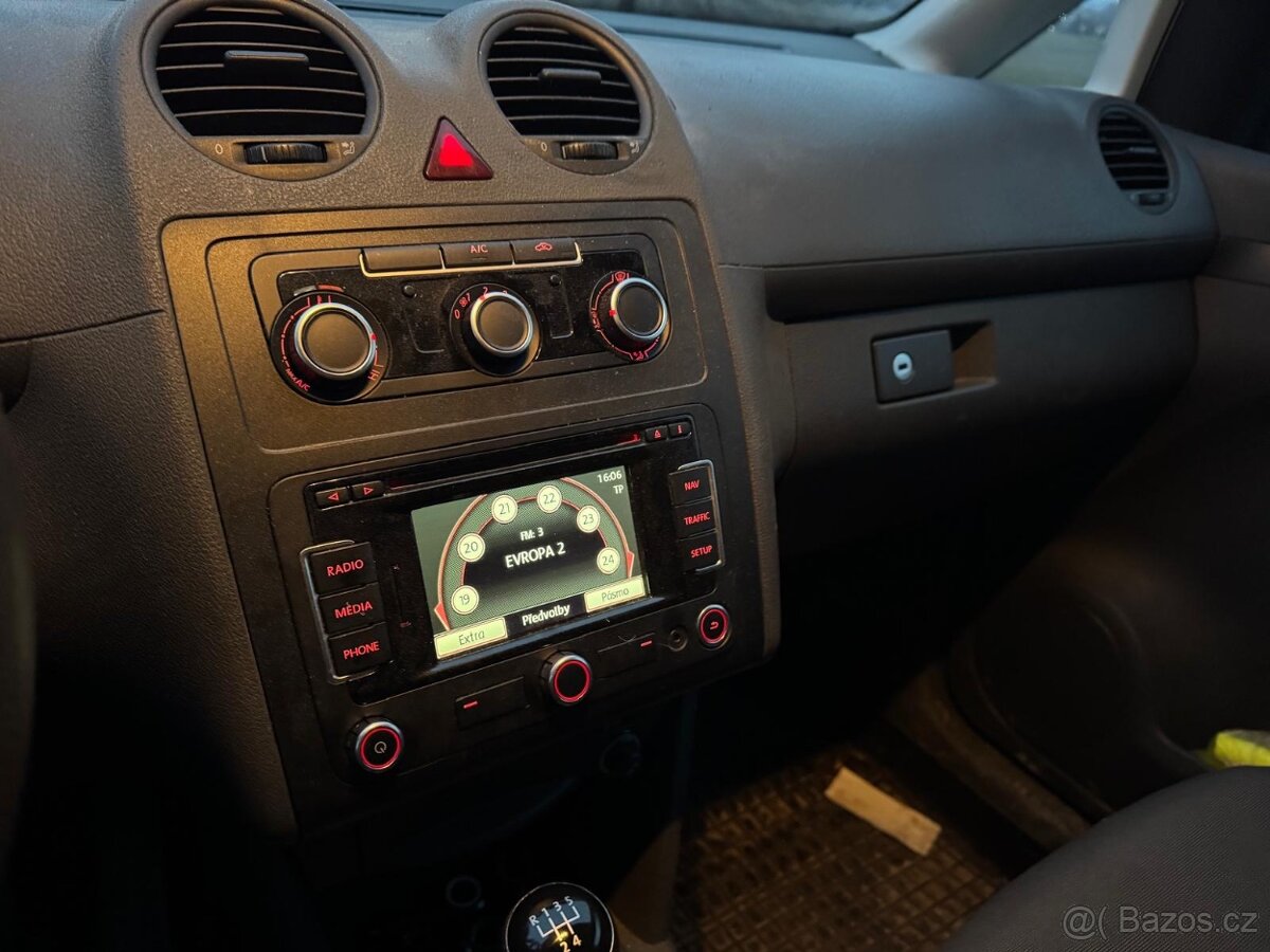 VW Caddy 1.6 TDI (77 kW) – pickup - 6