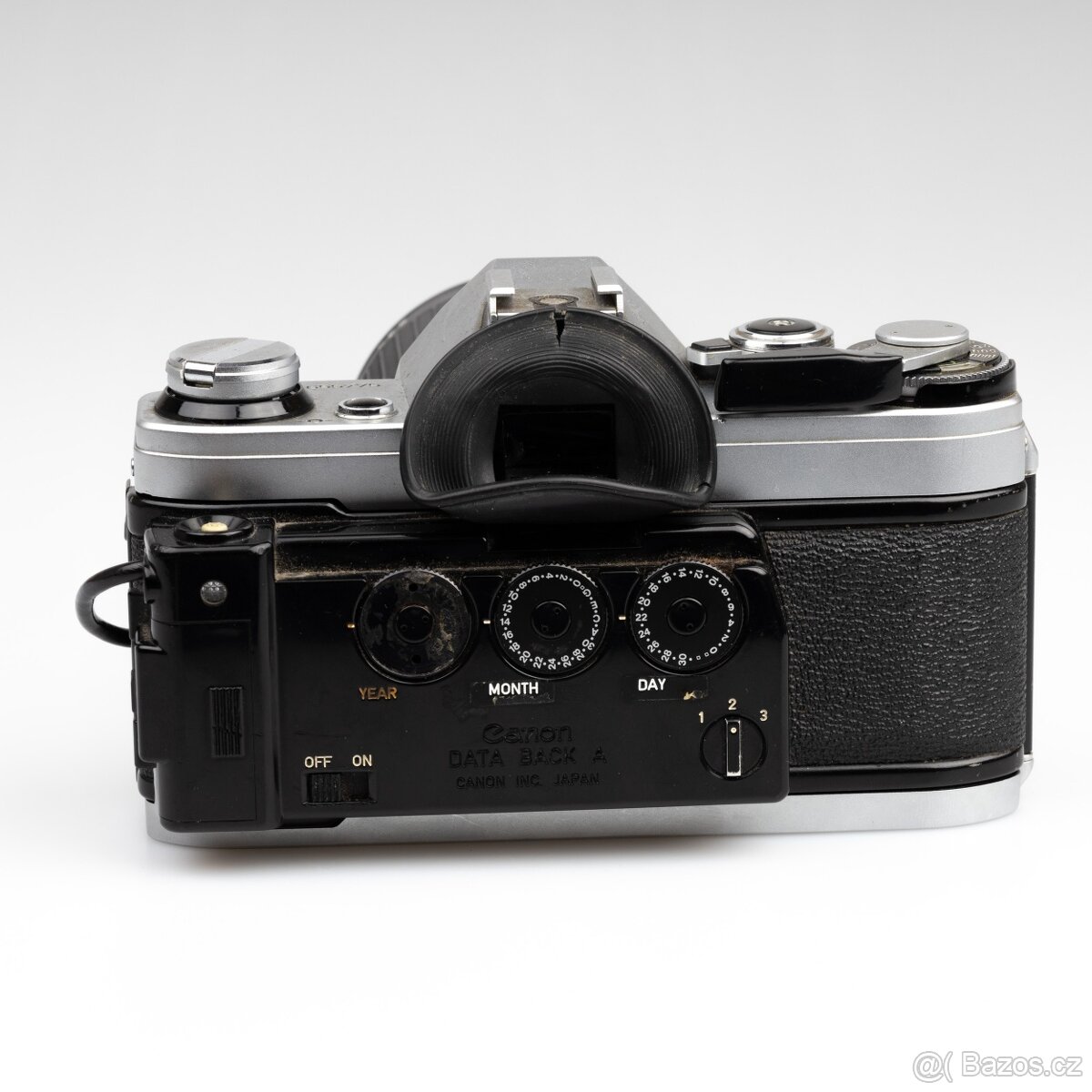 nefunkční Canon AE-1 s objektivem - 6