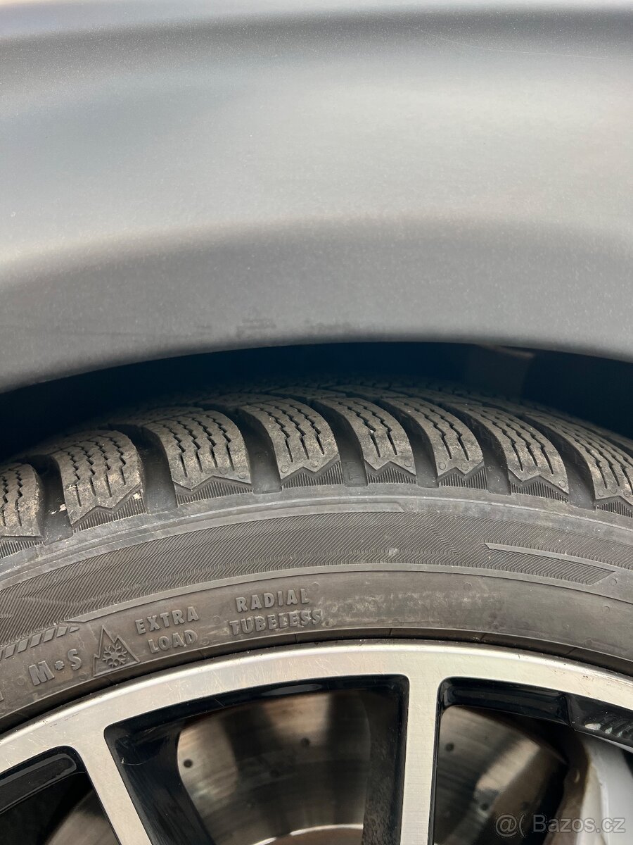 Mercedes Benz C43 AMG - 6