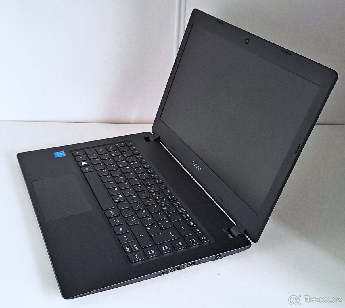 Pěkný Acer Aspire 1 Intel Pentium SSD64gb 4gbRAM W10 7h bat - 6