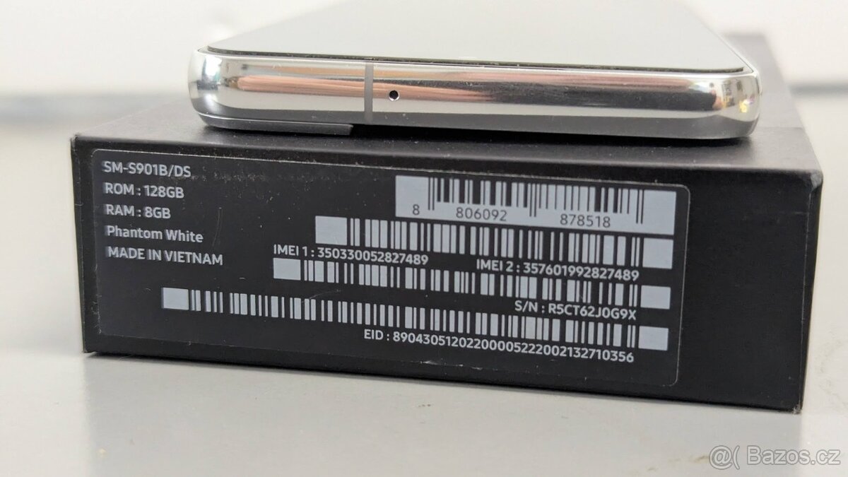 Samsung Galaxy S22 128GB Černý - Top stav, kompletní balení - 6