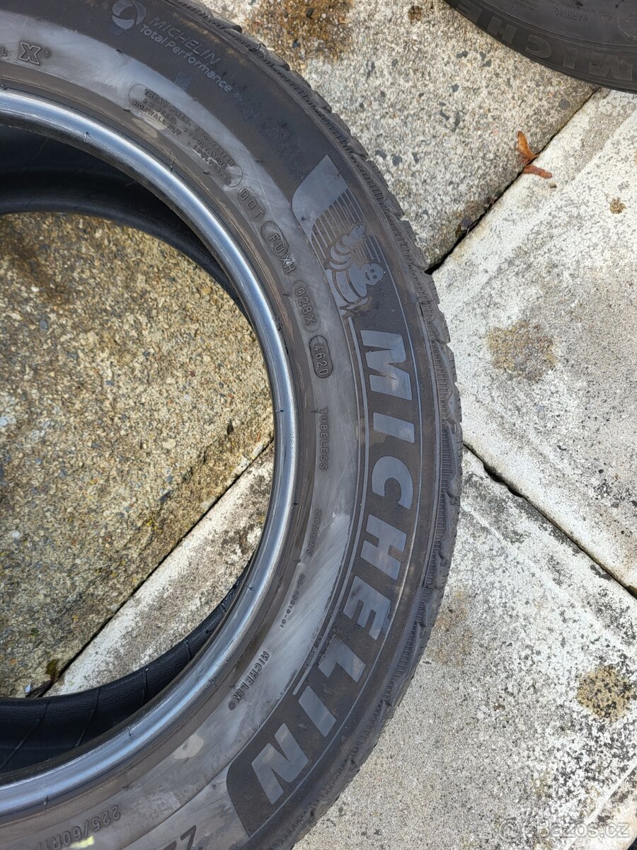 2x 225/60R17 Michelin zimní pneu - 6
