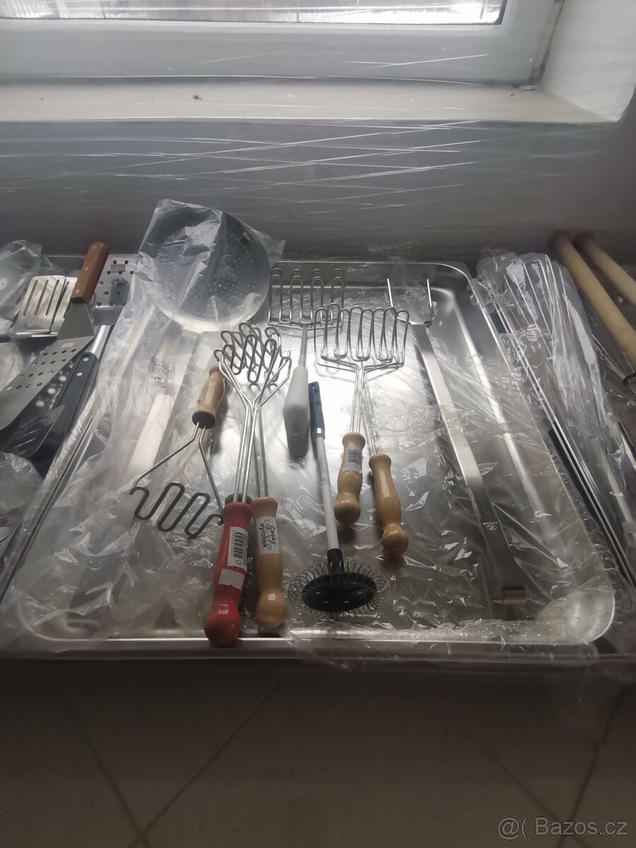 Kuchyňské vybavení I. - výprodej - 6