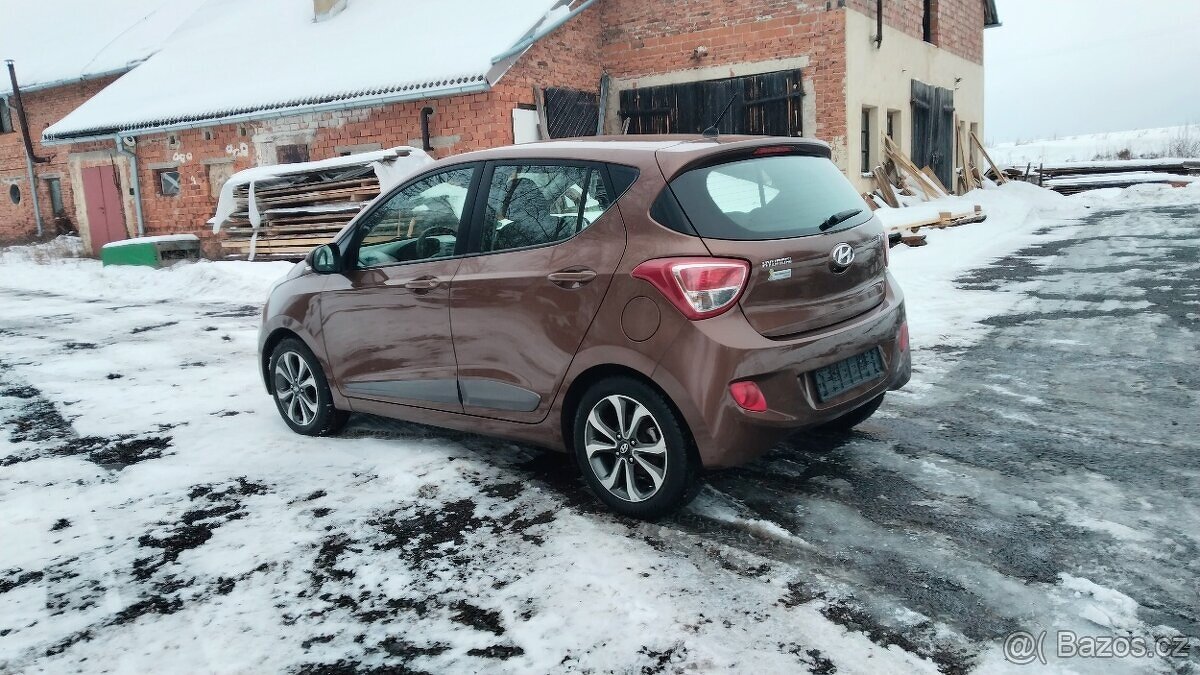 hyundai i10 1,0 - 6
